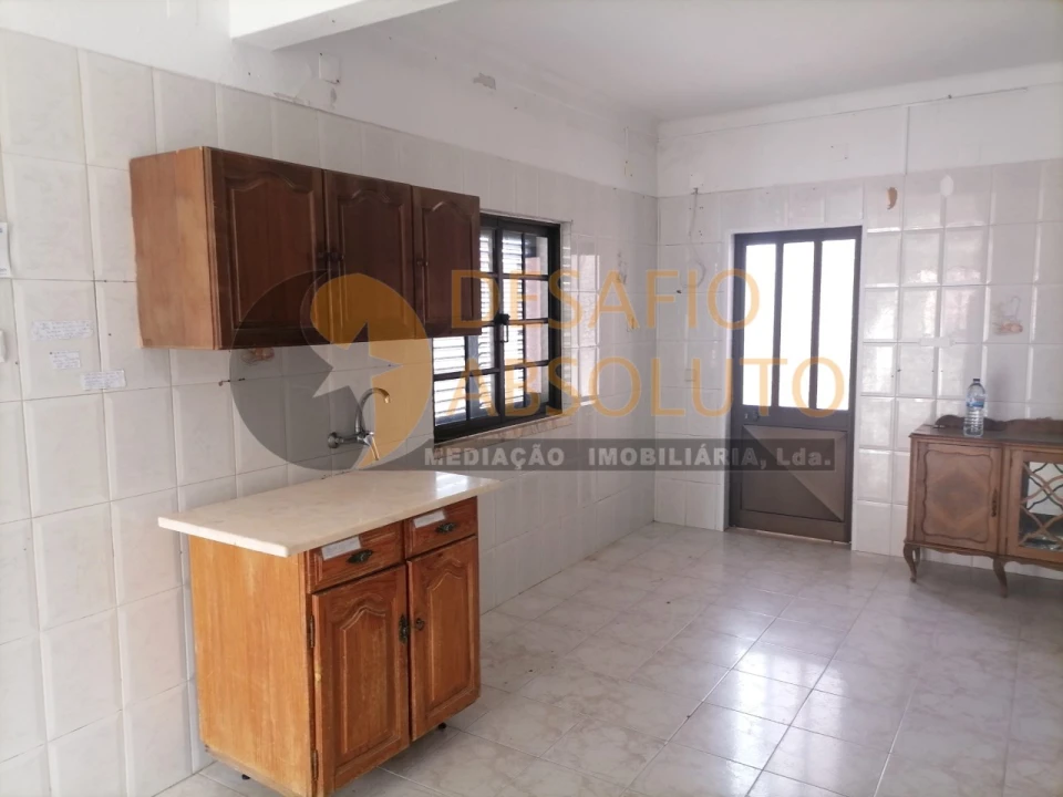 Moradia T11 para Venda em Quinta do Conde Foto 5