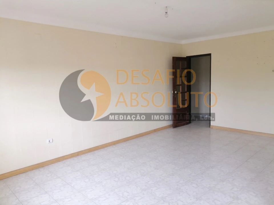 Moradia T11 para Venda em Quinta do Conde Foto 23