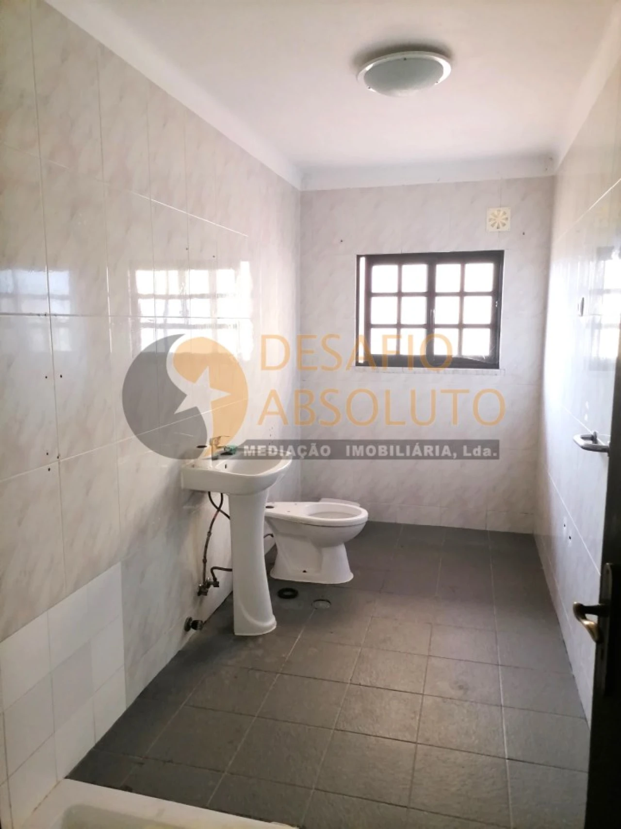 Moradia T11 para Venda em Quinta do Conde Foto 18