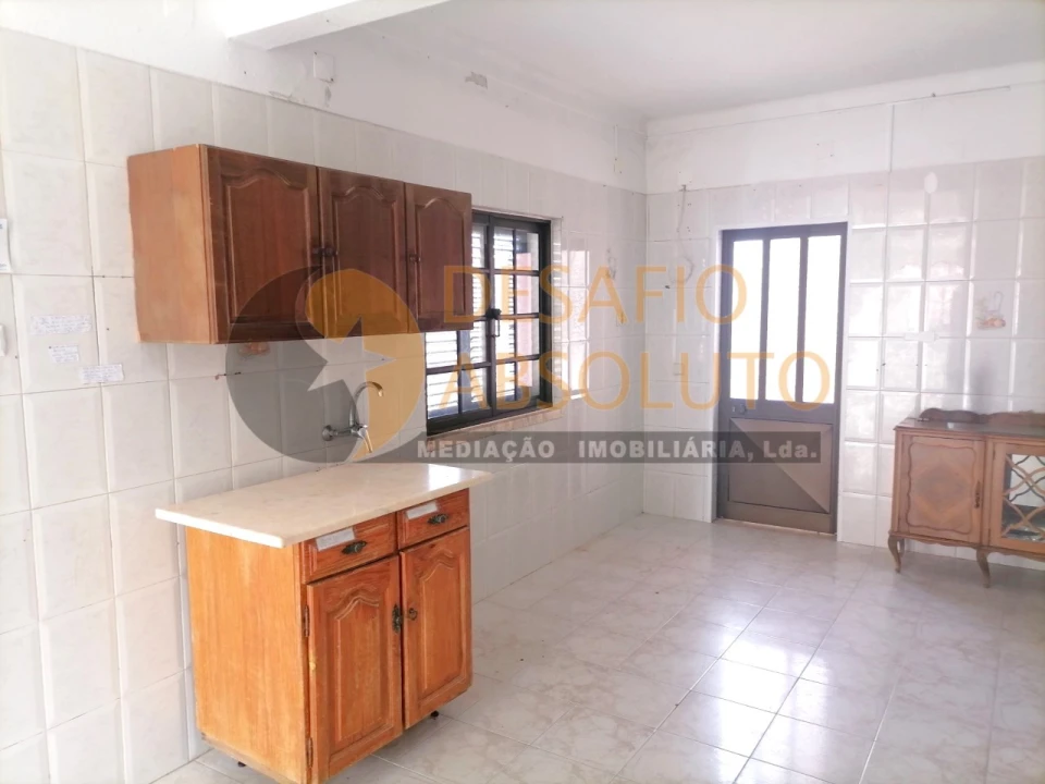 Moradia T11 para Venda em Quinta do Conde Foto 2