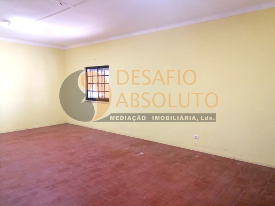 Moradia T11 para Venda em Quinta do Conde Foto 5