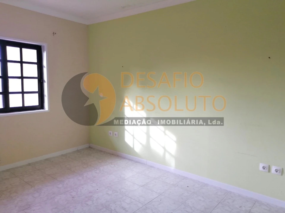 Moradia T11 para Venda em Quinta do Conde Foto 14