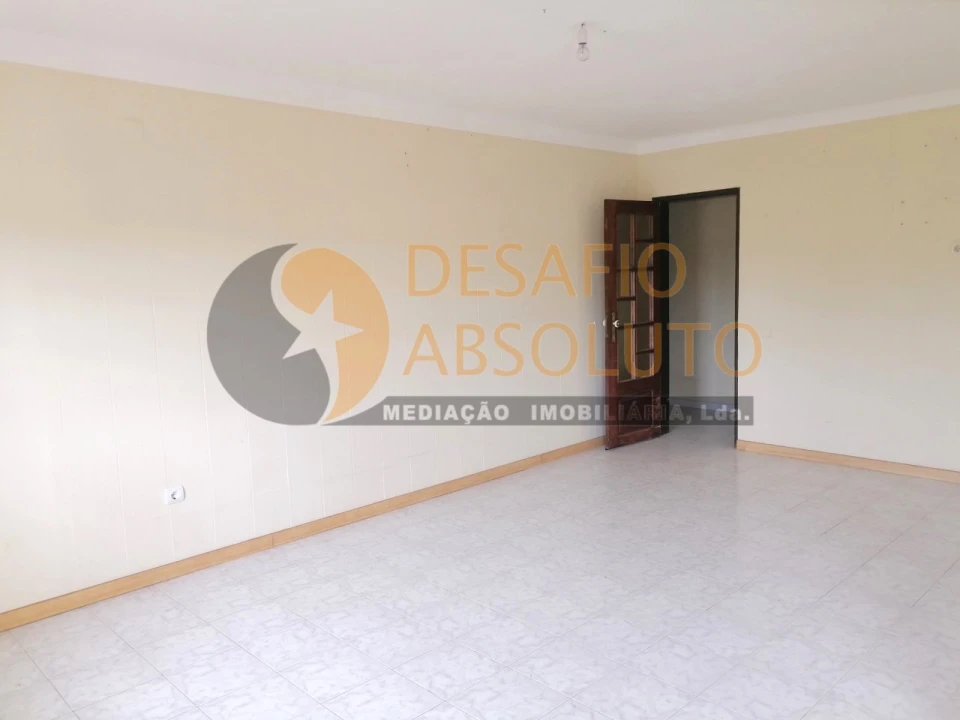 Moradia T11 para Venda em Quinta do Conde Foto 24
