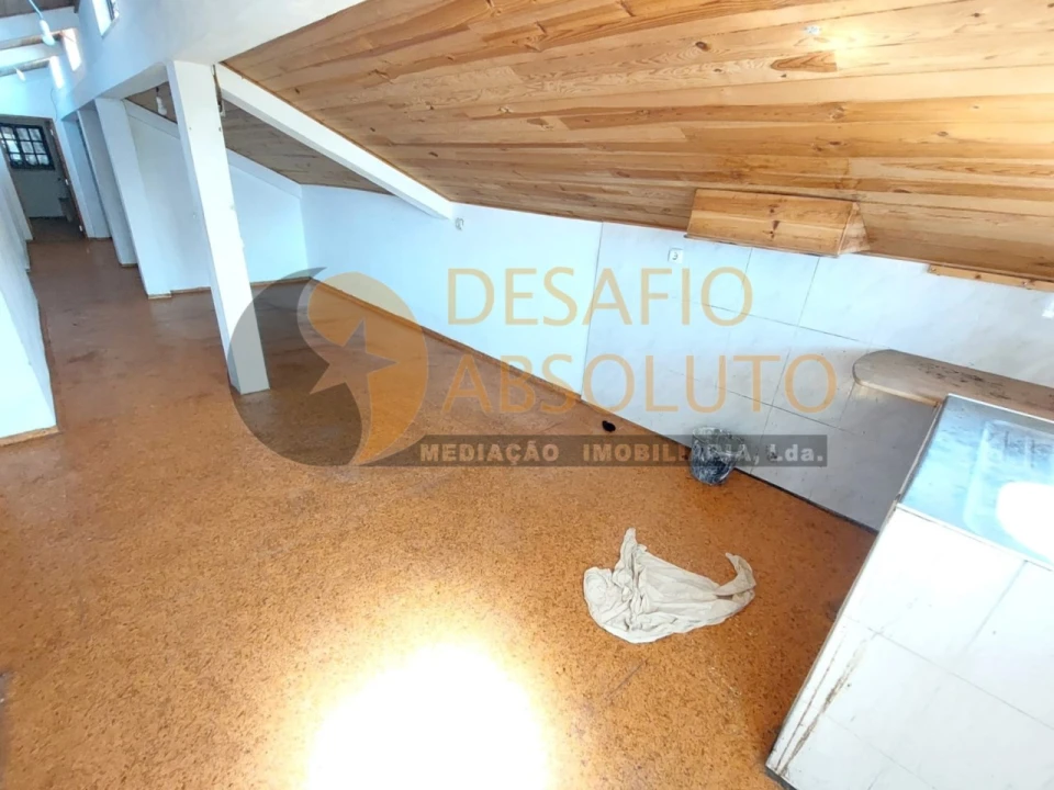 Moradia T11 para Venda em Quinta do Conde Foto 35