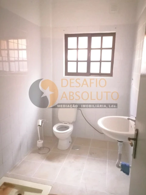 Moradia T11 para Venda em Quinta do Conde