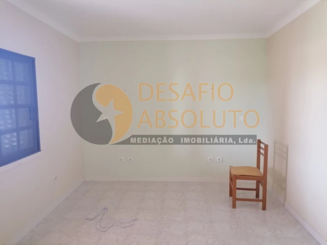 Moradia T11 para Venda em Quinta do Conde Foto 9