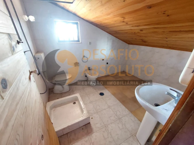 Moradia T11 para Venda em Quinta do Conde Foto 35