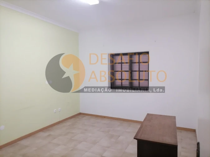 Moradia T11 para Venda em Quinta do Conde Foto 28