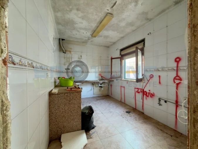 Moradia T2 para Venda em Vialonga Foto 3