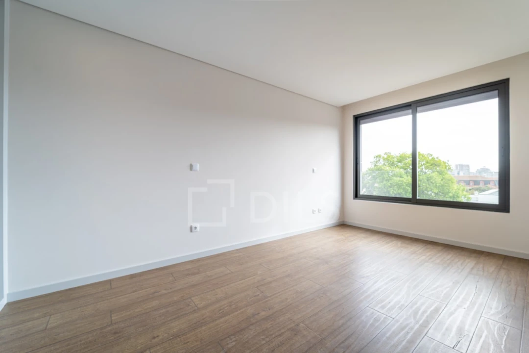 Apartamento T3 para Venda em Cedofeita, Santo Ildefonso, Sé, Miragaia, São Nicolau e Vitória Foto 16