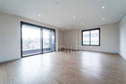 Apartamento T3 para Venda em Cedofeita, Santo Ildefonso, Sé, Miragaia, São Nicolau e Vitória