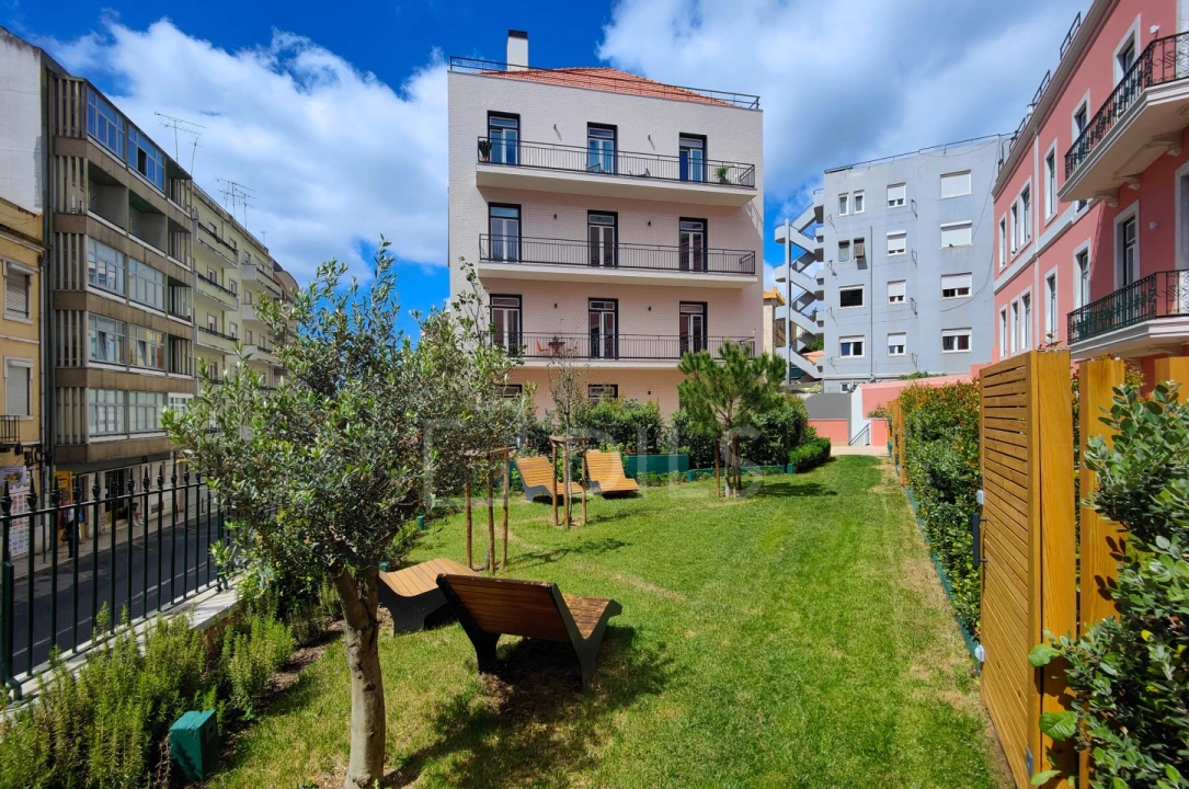 Apartamento T2 para Venda em Campo de Ourique Foto 27