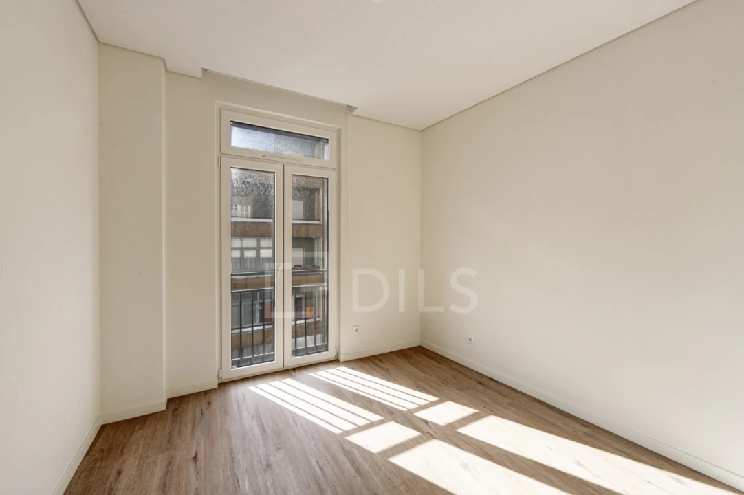 Apartamento T2 para Venda em Campo de Ourique Foto 17