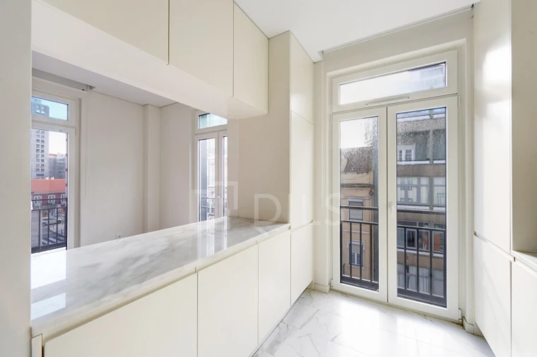 Apartamento T2 para Venda em Campo de Ourique Foto 13