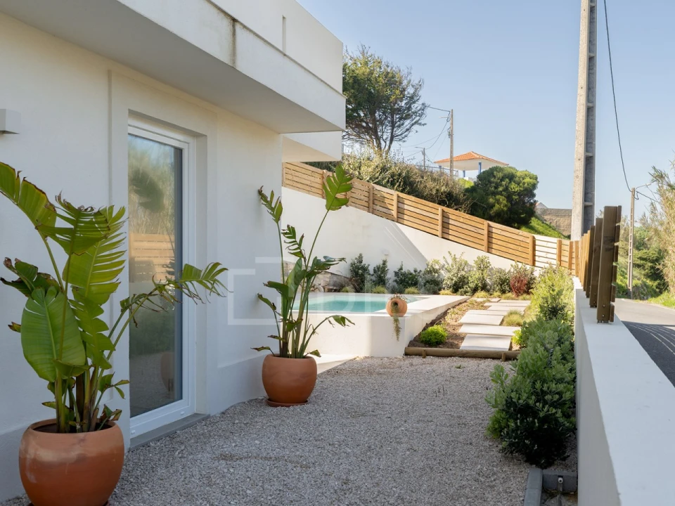 Moradia T2 para Venda em Colares Foto 25