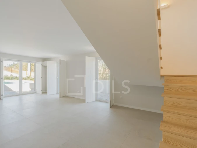 Moradia T2 para Venda em Colares Foto 6