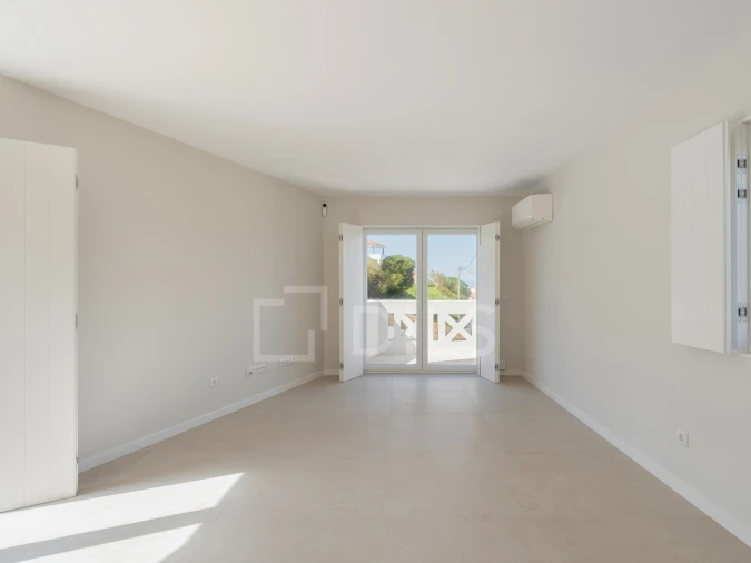 Moradia T2 para Venda em Colares Foto 7