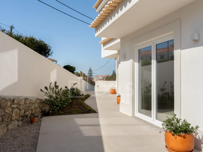 Moradia T2 para Venda em Colares Foto 24