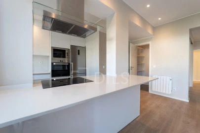 Apartamento T2 para Venda em Cedofeita, Santo Ildefonso, Sé, Miragaia, São Nicolau e Vitória