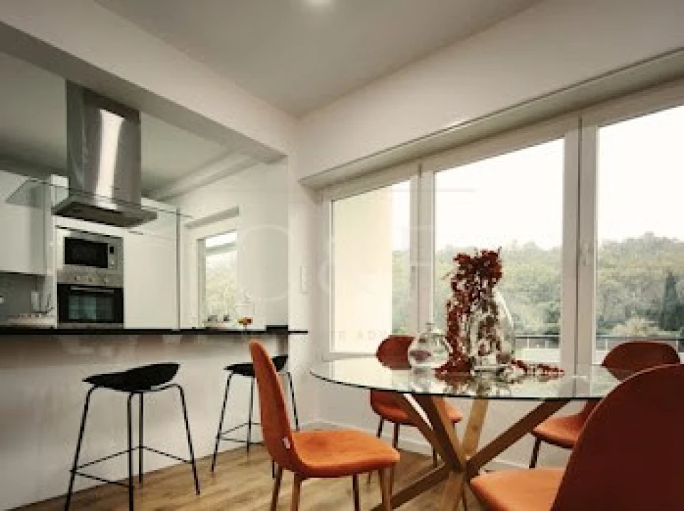 Apartamento T3 para Venda em Benfica Foto 4