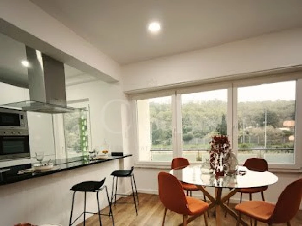 Apartamento T3 para Venda em Benfica Foto 5