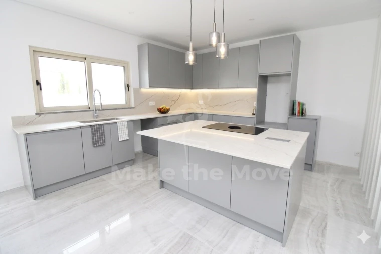 Moradia T4 para Venda em Moncarapacho e Fuseta Foto 5