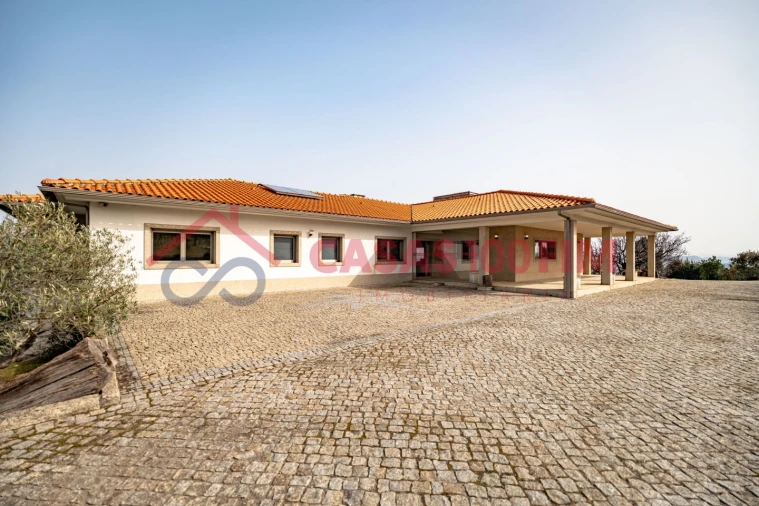 Quinta T7 para Venda em Penajoia