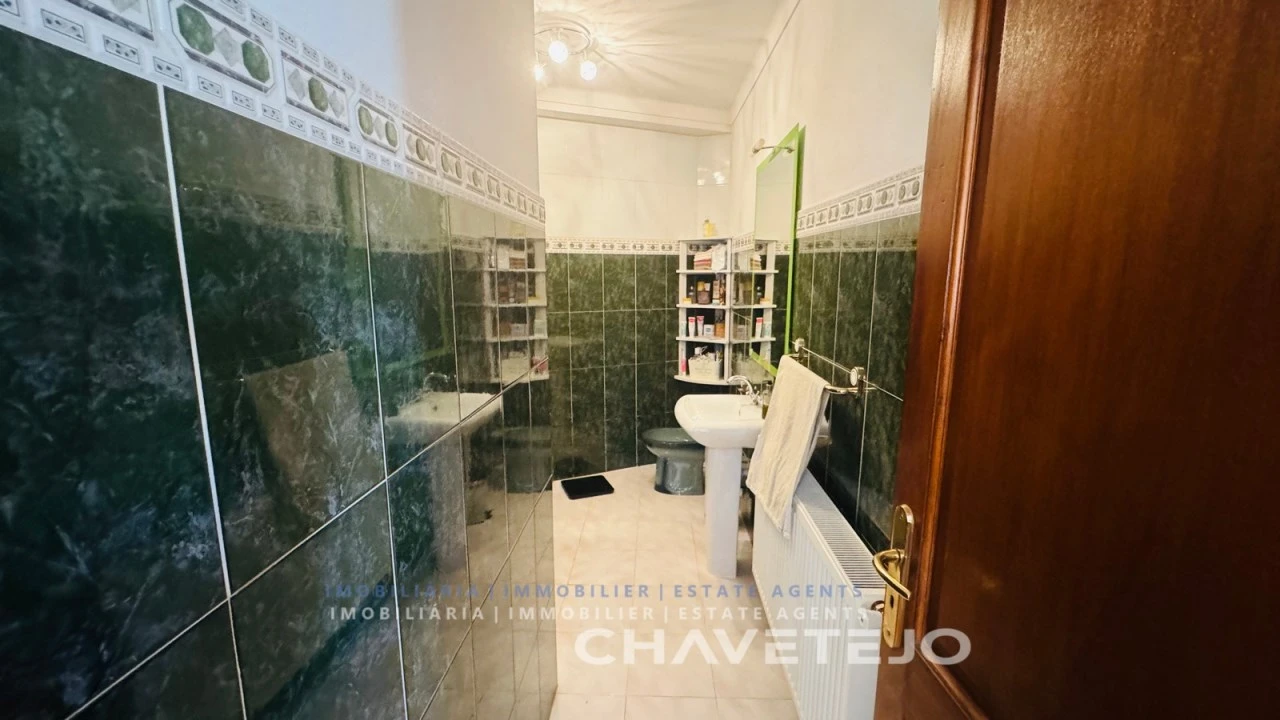 Quinta T2 para Venda em Maçãs de D. Maria Foto 17