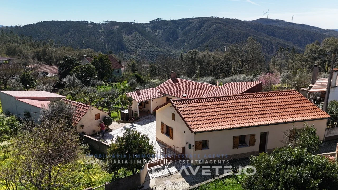 Quinta T2 para Venda em Maçãs de D. Maria Foto 54