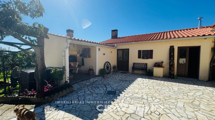 Quinta T2 para Venda em Maçãs de D. Maria Foto 35