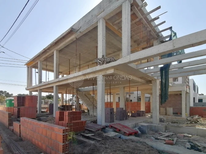 Moradia T3 para Venda em Fernao Ferro Foto 1