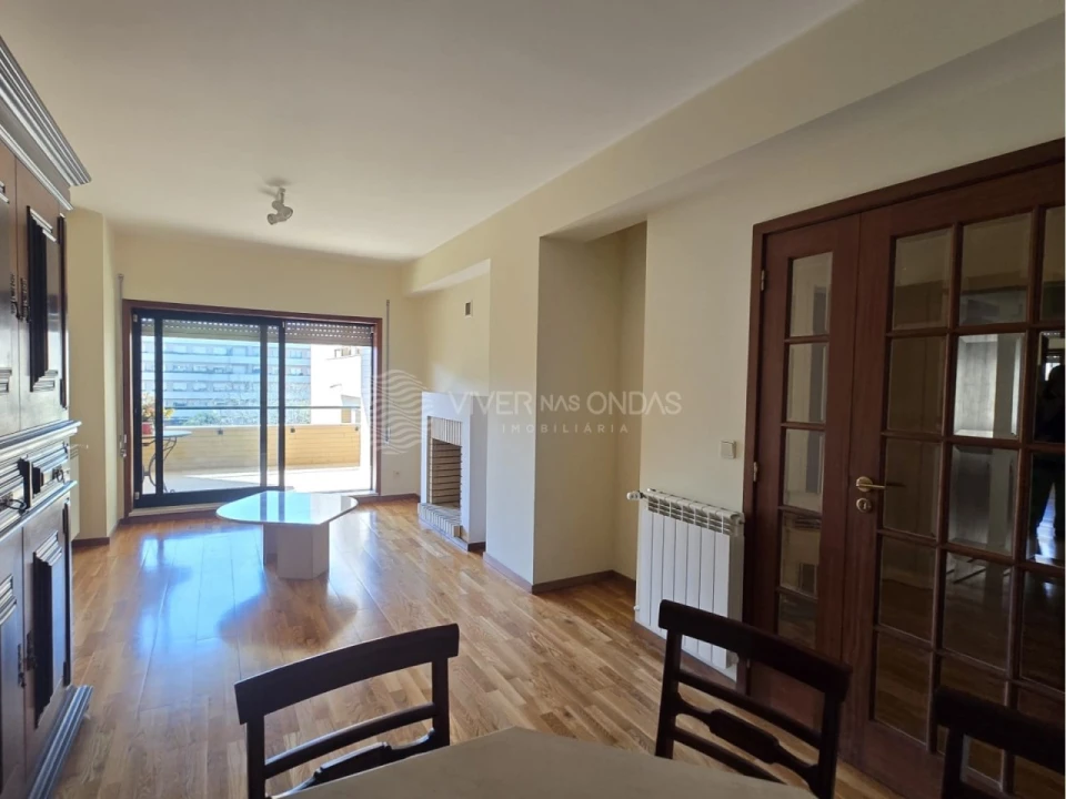 Apartamento T3 para Arrendamento em Aldoar, Foz do Douro e Nevogilde Foto 2