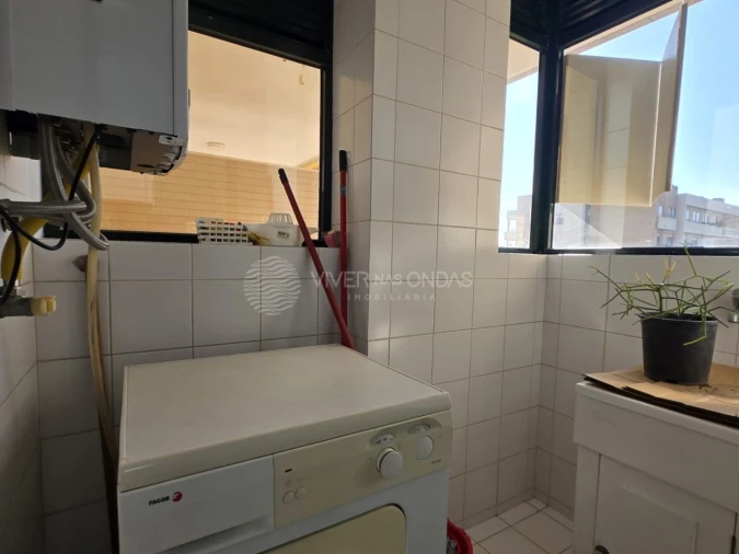 Apartamento T3 para Arrendamento em Aldoar, Foz do Douro e Nevogilde Foto 15