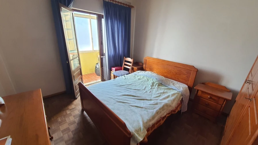 Apartamento T2 para Venda em Charneca de Caparica e Sobreda Foto 14