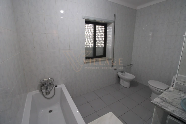 Moradia T5 para Venda em Campos e Vila Meã Foto 23