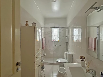 Prédio para Venda em Marvila, Ribeira Santarém, São Salvador, São Nicolau