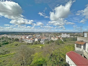 Prédio para Venda em Marvila, Ribeira Santarém, São Salvador, São Nicolau