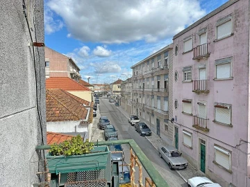 Prédio para Venda em Marvila, Ribeira Santarém, São Salvador, São Nicolau