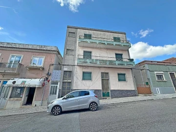 Prédio para Venda em Marvila, Ribeira Santarém, São Salvador, São Nicolau