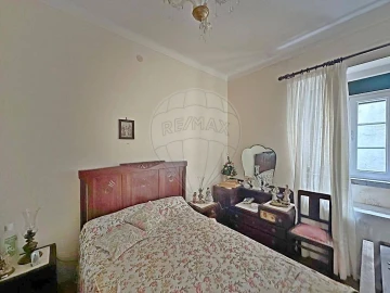 Prédio para Venda em Marvila, Ribeira Santarém, São Salvador, São Nicolau