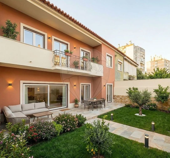 Moradia T6 para Venda em Águas Livres Foto 4