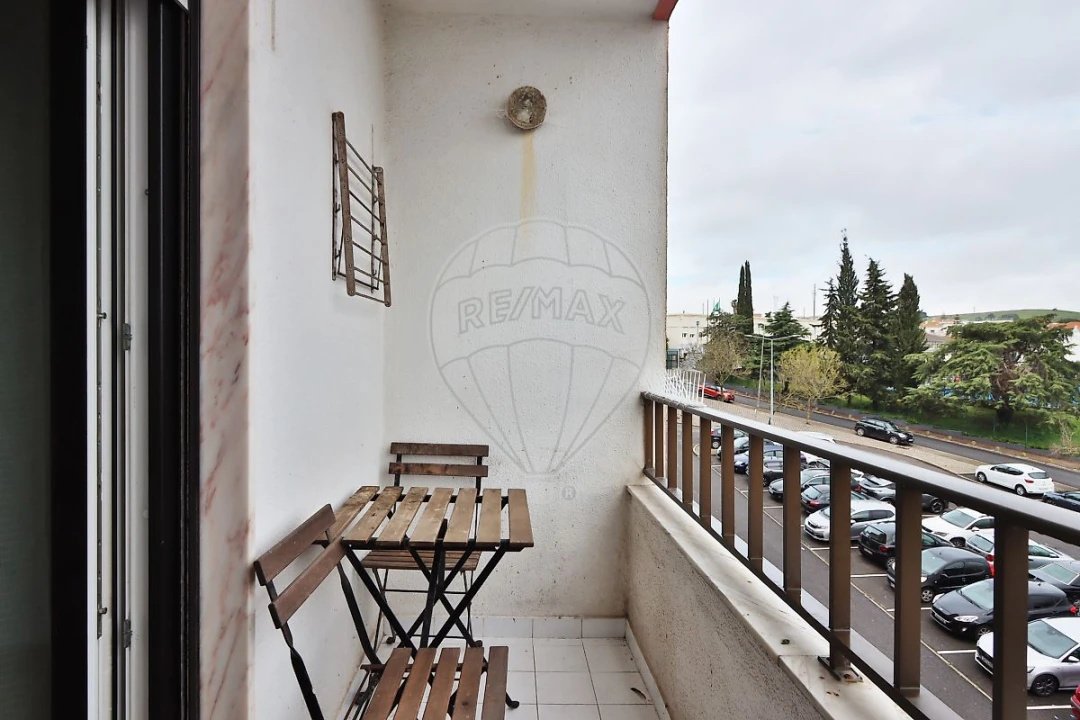 Apartamento T2 para Arrendamento em Cacém e São Marcos Foto 12