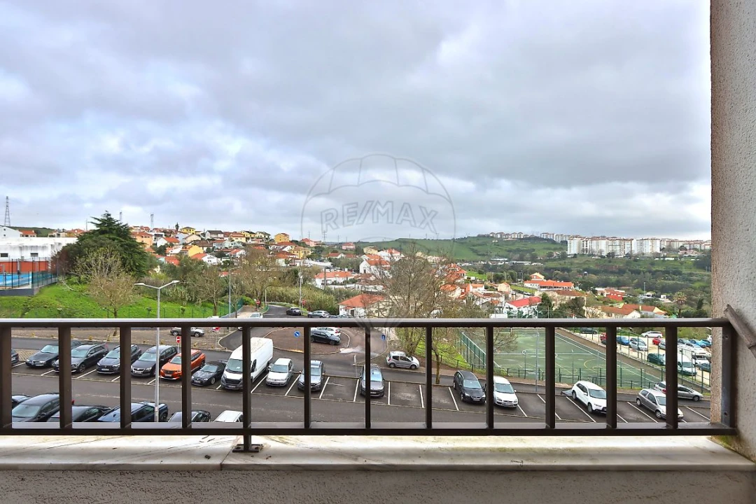 Apartamento T2 para Arrendamento em Cacém e São Marcos Foto 11