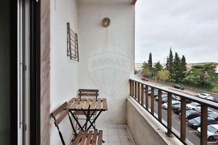 Apartamento T2 para Arrendamento em Cacém e São Marcos Foto 12