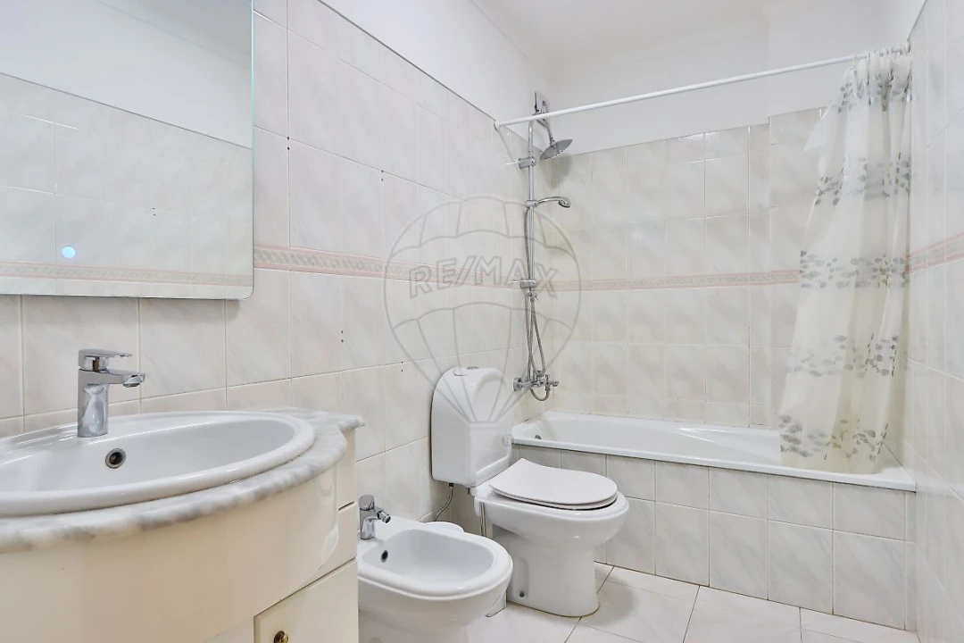 Apartamento T2 para Arrendamento em Cacém e São Marcos Foto 14