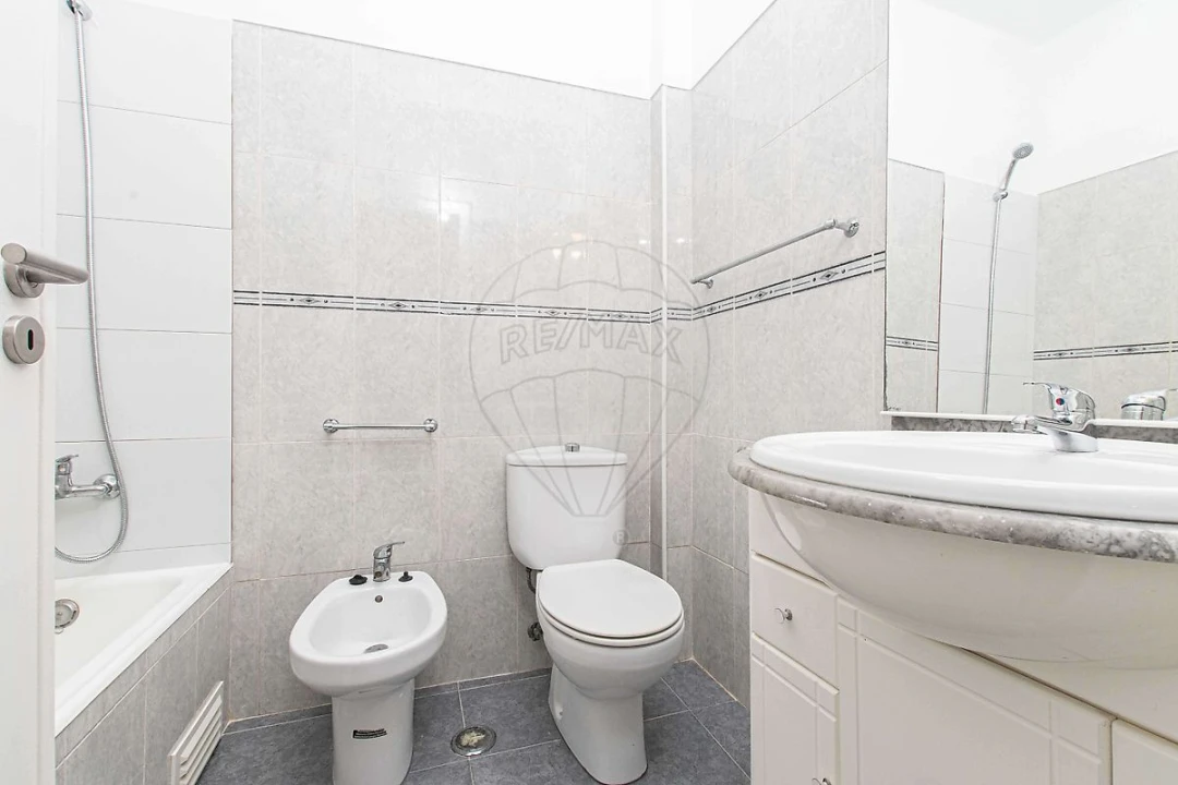 Apartamento T2 para Arrendamento em Águas Livres Foto 21