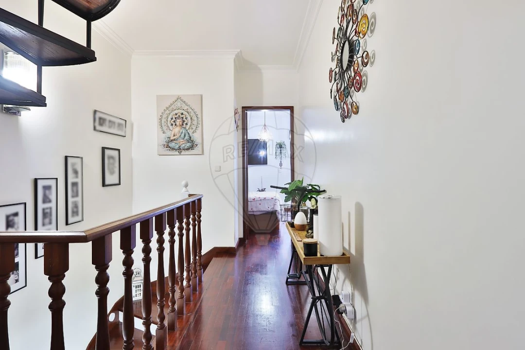 Moradia T3 para Venda em São Domingos de Rana Foto 12