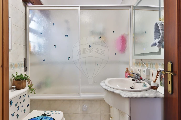 Moradia T3 para Venda em São Domingos de Rana Foto 33