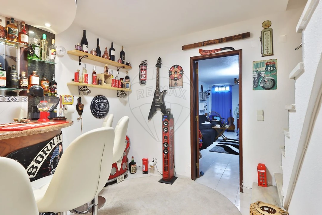 Moradia T3 para Venda em São Domingos de Rana Foto 6