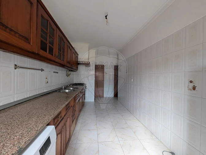 Apartamento T2 para Venda em Algueirão-Mem Martins Foto 9